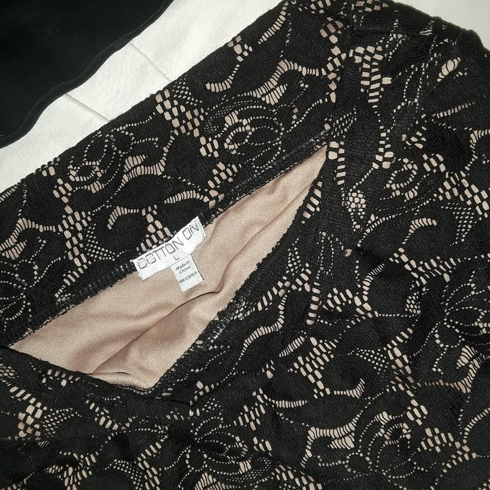 Two black skirts - Picture 4 of 4